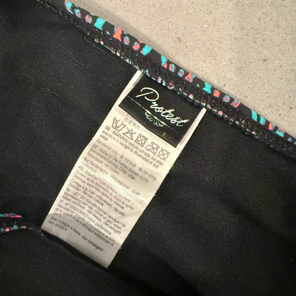 Protest (Eu) Patterned Bikini Set - image 2